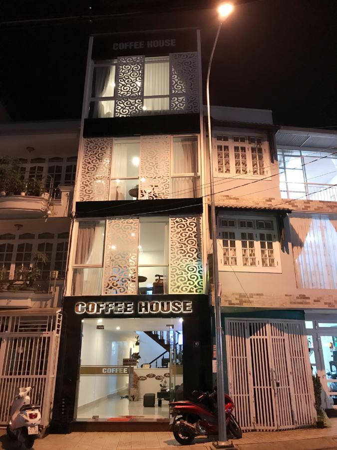 Готель Coffee House Dalat Екстер'єр фото